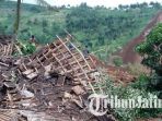 kondisi-longsor-di-ponorogo_20170401_194002.jpg