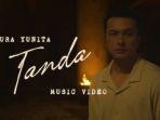 lirik-lagu-Tanda-yang-trending-dinyanyikan-oleh-Yura-Yunita.jpg