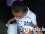 m-andi-saat-menunjukkan-kelaminnya-yang-tiba-tiba-disunat-gaib.jpg