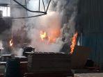 pabrik-kayu-di-pasuruan-terbakar-selasa-282022.jpg
