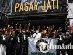 pagar-jati-mendukung-eri-cahyadi-armuji-erji-di-pilkada-surabaya-2020.jpg