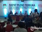 papat-pleno-terbuka-rekapitulasi-hasil-pemilu-2019-di-kota-blitar.jpg