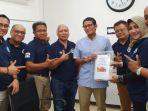 pascal-alumni-its-bersama-kopassandi-laporkan-kecurangan.jpg