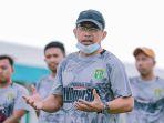 pelatih-persebaya-surabaya-coach-aji-santoso.jpg