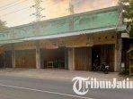 pemilik-warung-makan-di-Desa-Temandang-Tuban-rugi-ratusan-juta-rupiah-usai-kena-tipu.jpg