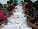 penandatnganan-berita-acara-usai-rekapitulasi-suara-pemilu-2019-sidoarjo.jpg