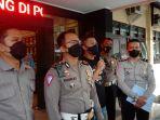 pengemudi-mobil-honda-brio-yang-menggunakan-lampu-strobo-dan.jpg