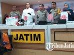 pengungkapan-kasus-sindikat-penyalur-TKI-ilegal-di-Sukorejo-Kunir-Lumajang.jpg