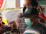 pensiunan-pns-di-ponorogo-menjadi-pelaku-penimbunan-bahan-bakar-minyak.jpg