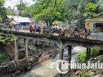 penutupan-jembatan-Pasar-Burung-Splendid-malang-jembatan-Pasar-Burung-Splendid-ditutup.jpg