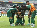 persebaya-imbang-lawan-psis-di-gbt.jpg