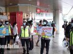 polwan-satlantas-polrestabes-surabaya-sosialisasi-pilkada.jpg