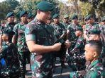Aksi Prajurit TNI Hafalan Alquran 30 Juz di Depan Komandan Viral, Cara Atasannya Menyimak Dipuji