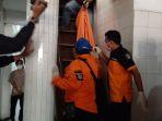 proses-evakuasi-mayat-di-sebuah-hotel-jalan-pasar-kembang-no16.jpg