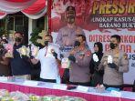 saat-direktur-ditresnakoba-polda-jatim-kombes-pol-arie-ardian-rishadi.jpg
