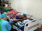 seniman-ludruk-legendaris-asal-surabaya-cak-sapari-sedang-terbaring-sakit.jpg