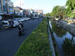 suasanan-jalanan-kawasan-wisata-religi-ampel-surabaya.jpg