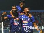 Siang Ini, 18 Pemain Arema FC Diboyong ke Kandang Perseru Badak Lampung FC, Berikut Daftarnya