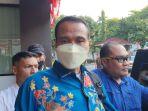 tersangka-s-anggota-komisi-i-dewan-perwakilan-rakyat-daerah-dprd-kota.jpg