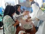 tim-pkm-unesa-gelar-pelatihan-di-desa-lumbang-pasuruan.jpg