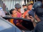 video-viral-pria-terduga-maling-disergap-warga-tambaksari-surabaya.jpg