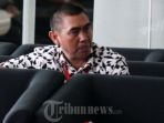 wali-kota-malang-nonaktif-m-anton-di-ruang-lobby_20180327_225829.jpg