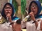 wanita-pendukung-Jokowi-siap-kerahkan-500-perempuan-demo-hanya-pakai-bra-dan-celana-dalam.jpg