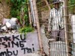 warga-merasa-terganggu-dengan-ulah-Ari-menutup-jalan-umum.jpg