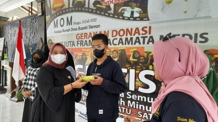 120 Orang di Sleman Terima Frame Kacamata Gratis
