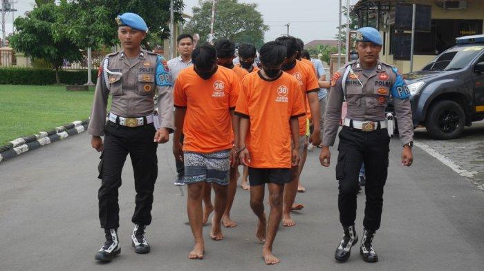 KRONOLOGI Aksi Saling Serang Belasan ABG di Klaten, Awalnya Saling Lirik Lalu Keluarkan Senjata