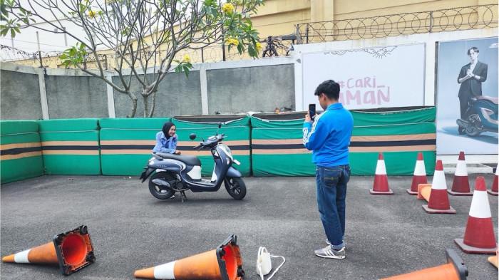 Tantangan berupa Photo Challenge kepada para peserta bertajuk “Scoopy Your Mode, Your Ride.”