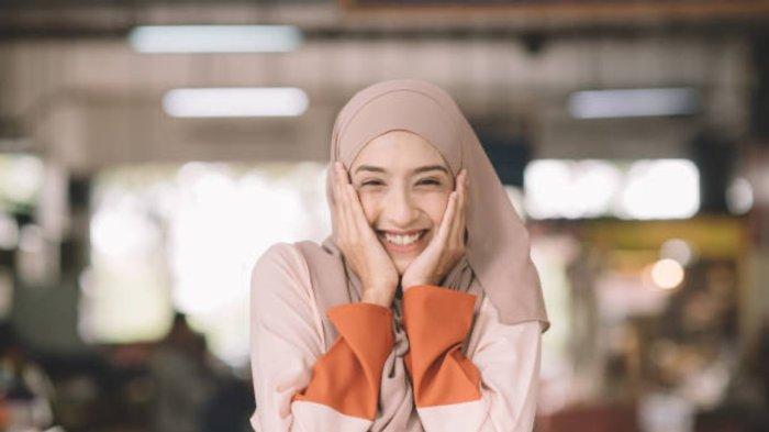 9 Arti Mimpi Berhijab Menurut Pandangan Islam, Apa Pesan yang Akan Disampaikan?