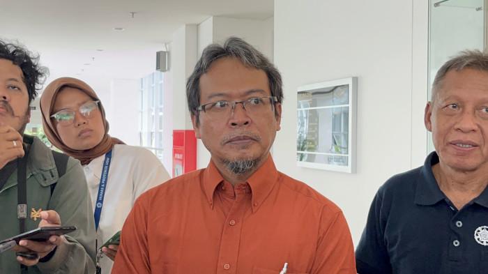 SOAL RUMAH API - Ahli Geologi Fakultas Teknik UGM Dr Ir Sarju Winardi saat memberikan pernyataan kepada awak media, Sabtu (13/6/2026).