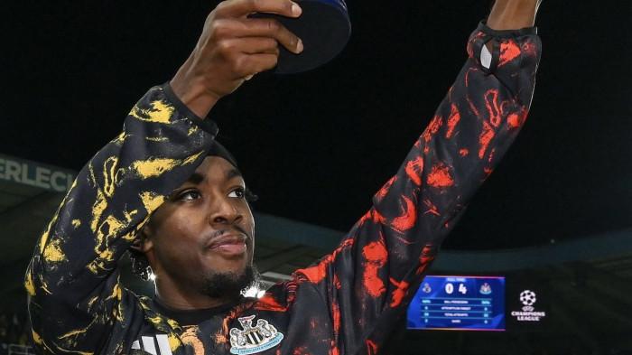 Anthony Elanga yang Menjadi Player of The Match Pada Laga Newcastle Kontra Union Saint-Giloisse