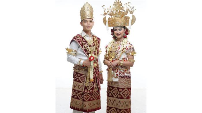 Pakaian Adat Pepadun