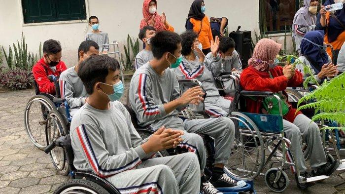 Berikan Motivasi, BRTPD DIY Gelar Outing bagi 105 PPKS
