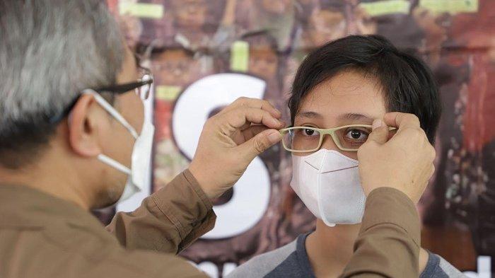 Apresiasi Gerakan Berbagi Kacamata Gratis bagi Pelajar, Bupati Bantul Harapkan Pelajar Berprestasi