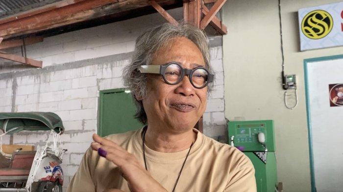 Butet Kartaredjasa Nyoblos di TPS Singosaren Yogyakarta, Berharap Tak Ada Kecurangan