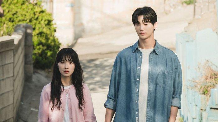 Drakor Lovely Runner (2024)