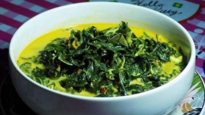 Gulai Daun Singkong Kuah Kuning