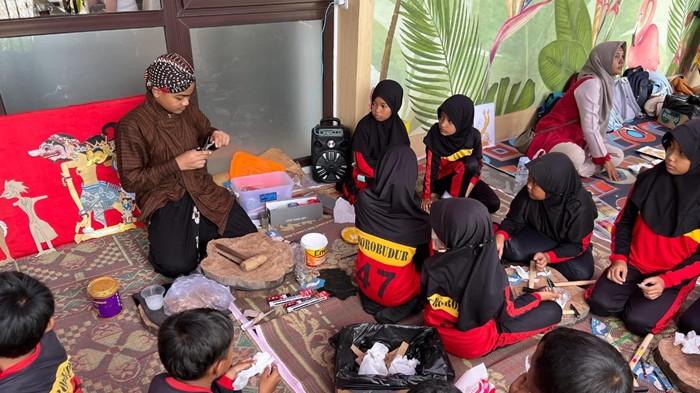 Sewindu World Wayang Way: Sanggar Kinnara Kinnari Ajak Anak Muda Lestarikan Warisan Budaya Takbenda