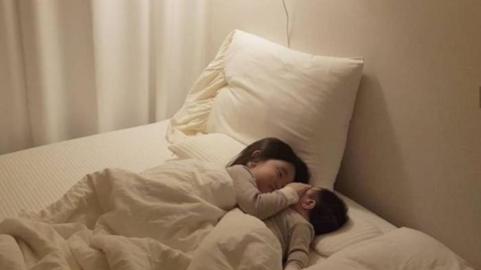 Ilustrasi Anak Sedang Tidur