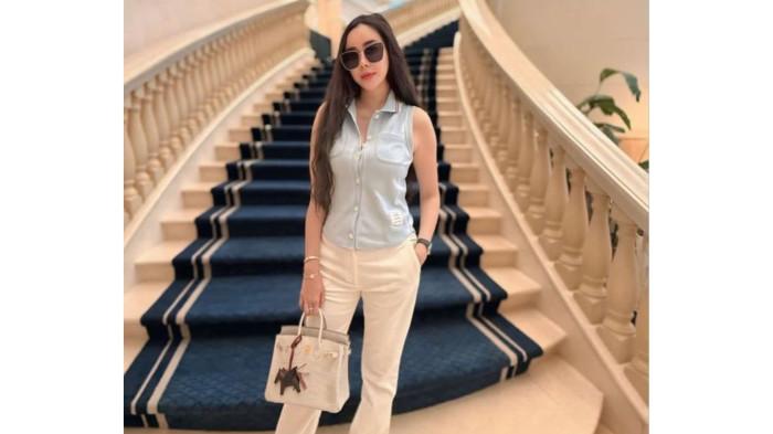 sumber : Instagram @aurakasih