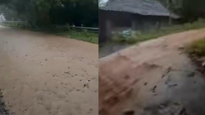 BANJIR - Kondisi Jalan Siluk-Panggang, Kapanewon Imogiri, Kabupaten Bantul, yang diterjang banjir, Jumat (26/12/2025).