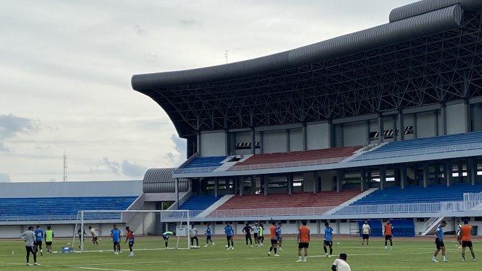 Jelang PSIM Yogyakarta vs Semen Padang FC, Kim Bong-jin Kembali Tapi Dua Pemain Ini Terancam Absen