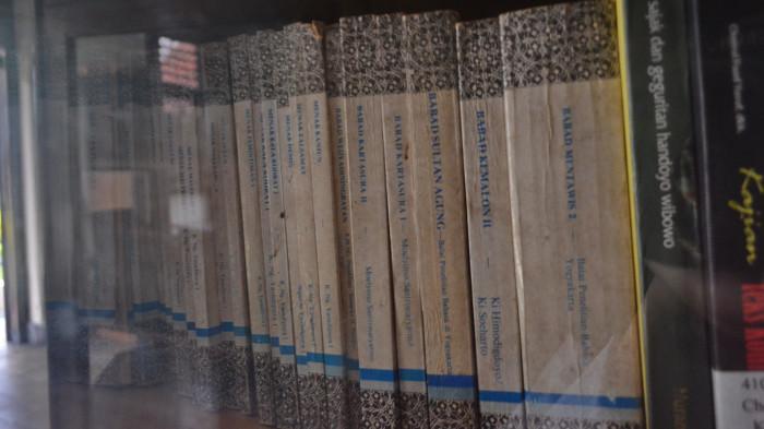 Koleksi Naskah Perpustakaan MDKG