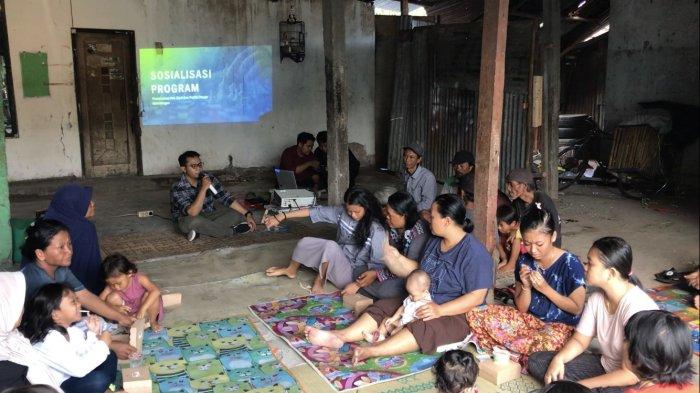 Komunitas Cermat Demokrasi Adakan Sosialisasi Hak Sipil dan Politik ke Pemulung di Tambakbayan