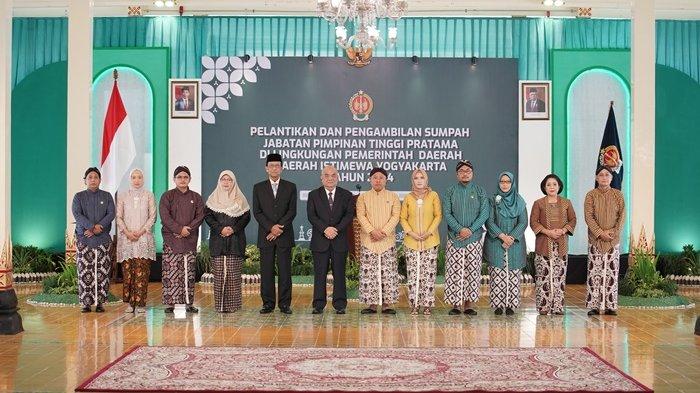 Yetuk ayollar porno Yalangoch qishloq ayollar porno rasmlar