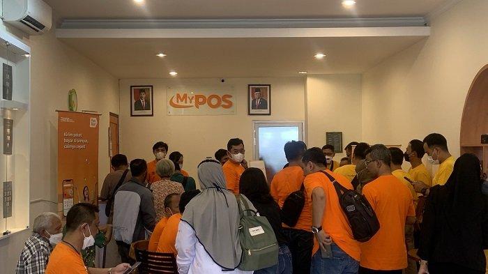 Manfaatkan Animo Tinggi Publik Kirim Hampers, Pos Indonesia Tetap Buka di Masa Libur Lebaran 2022