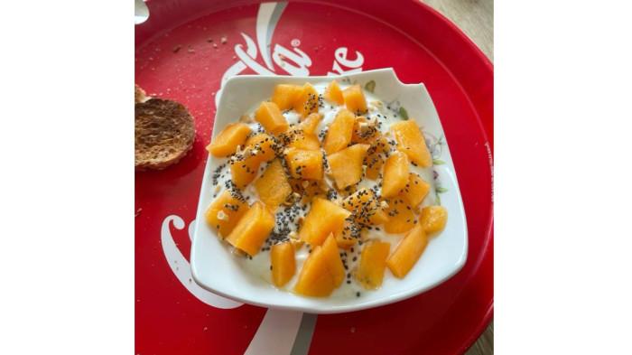 Melon Creamy Yoghurt